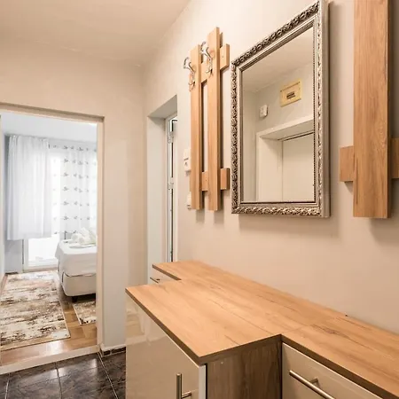 Fresh Place To In The Center Of Апартаменти Варна